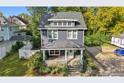 449 Giddings Avenue SE, Grand Rapids, MI 49506 - Photo 2