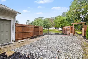 102 Hunter's Trail Ct, Middleville, MI 49333 - Photo 20