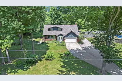 2569 Ridgewood Trail, Berrien Springs, MI 49103 - Photo 4