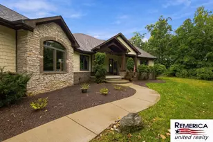 2784 Toby Dr, Brighton, MI 48114 - Photo 4