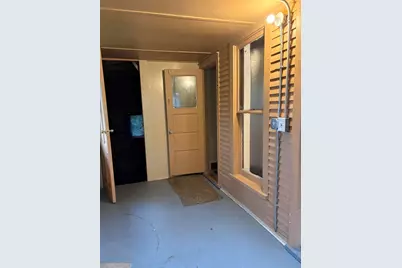 341 E Napier Avenue, Benton Harbor, MI 49022 - Photo 30