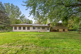 7309 Bellevue Dr, Mount Pleasant, MI 48858 - Photo 2