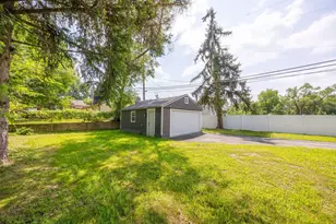 9528 Grayfield Ave, Bedford, MI 48239 - Photo 24