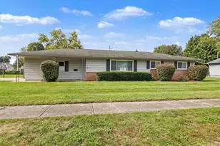 613 Spring St, Three Rivers, MI 49093 - Photo 1