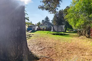 158 Park St, Pentwater, MI 49449 - Photo 46