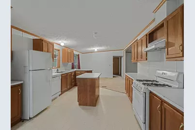 308 Silverhill Drive, Houghton Lake, MI 48629 - Photo 10