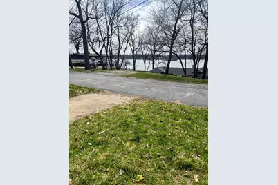 439 W Columbia Avenue W, Battle Creek, MI 49015 - Photo 30
