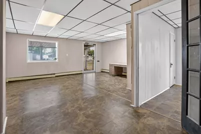 439 W Columbia Avenue W, Battle Creek, MI 49015 - Photo 20
