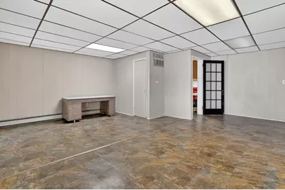 439 W Columbia Avenue W, Battle Creek, MI 49015 - Photo 18