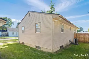 3392 Flamingo Ave SW, Wyoming, MI 49509 - Photo 18