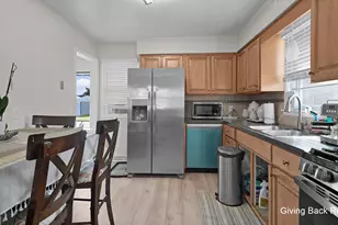 3392 Flamingo Ave SW, Wyoming, MI 49509 - Photo 6