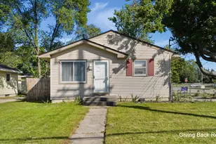 3392 Flamingo Ave SW, Wyoming, MI 49509 - Photo 2