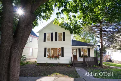 1002 Butterworth Street SW, Grand Rapids, MI 49504 - Photo 1