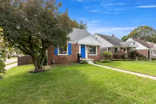 24601 Carlysle St, Dearborn, MI 48124 - Photo 2