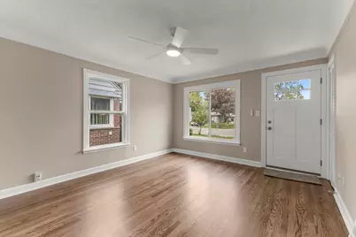 24601 Carlysle Street, Dearborn, MI 48124 - Photo 8