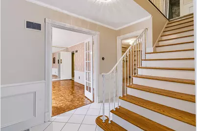 1761 Chevy Chase Boulevard, Kalamazoo, MI 49008 - Photo 4
