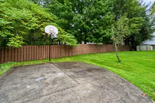 1761 Chevy Chase Blvd, Kalamazoo, MI 49008 - Photo 56