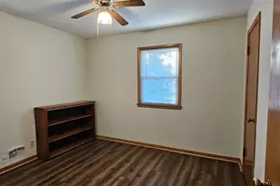 924 Ariebill St SW, Wyoming, MI 49509 - Photo 8