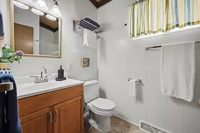5865 Lakeshore Avenue, Holland, MI 49424 - Photo 22