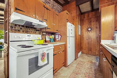5865 Lakeshore Avenue, Holland, MI 49424 - Photo 18