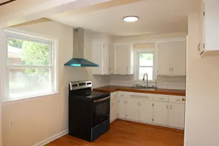 23541 Meadowlark Ave, Oak Park, MI 48237 - Photo 2