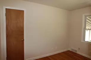 23541 Meadowlark Ave, Oak Park, MI 48237 - Photo 10