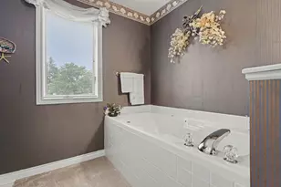 6915 Fairway Vista Dr SE, Caledonia, MI 49316 - Photo 16