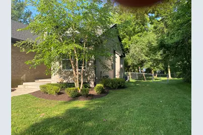 9915 Wayne Road, Livonia, MI 48150 - Photo 2