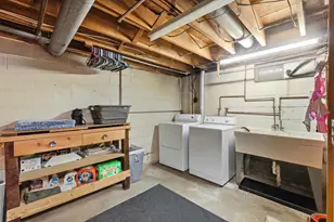 236 W South St, Hastings, MI 49058 - Photo 22