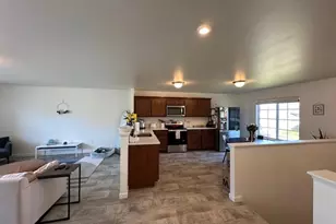 2849 Jordan River Dr, Fowlerville, MI 48836 - Photo 8