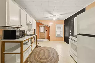 119 Madison St, Chelsea, MI 48118 - Photo 8