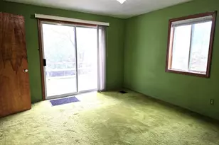 916 Lincoln Lake Ave SE, Lowell, MI 49331 - Photo 10