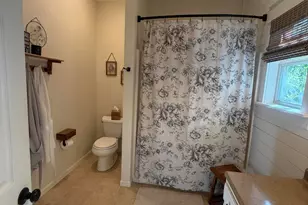 2619 Barkwood Ln, Kalamazoo, MI 49004 - Photo 10