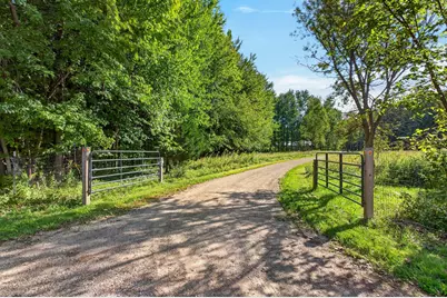 6200 E Elm Valley Road, Three Oaks, MI 49128 - Photo 2