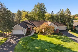 5126 S Quail Crest Dr SE, Grand Rapids, MI 49546 - Photo 12