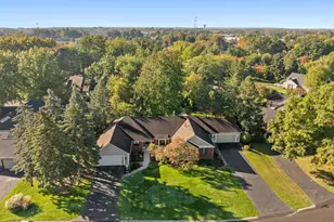 5126 S Quail Crest Dr SE, Grand Rapids, MI 49546 - Photo 14