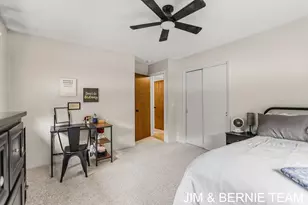 500 Greenbrier Dr SE, Grand Rapids, MI 49546 - Photo 36