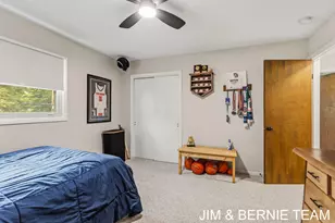 500 Greenbrier Dr SE, Grand Rapids, MI 49546 - Photo 38