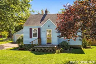 1426 W Lakewood Blvd, Holland, MI 49424 - Photo 4