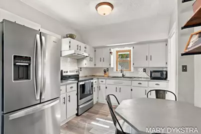 1426 W Lakewood Boulevard, Holland, MI 49424 - Photo 32