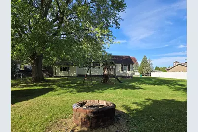 2613 S Monroe Street, Bay City, MI 48708 - Photo 16