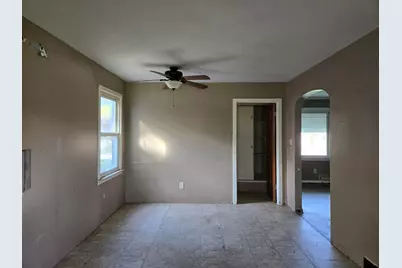 2613 S Monroe Street, Bay City, MI 48708 - Photo 6