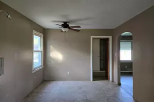 2613 S Monroe St, Bay City, MI 48708 - Photo 6