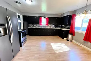 1768 Hudson St, Muskegon, MI 49441 - Photo 8