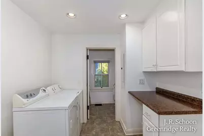 93 W 12th Street, Holland, MI 49423 - Photo 16