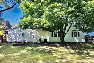 310 N Clinton St, Saint Louis, MI 48880 - Photo 2