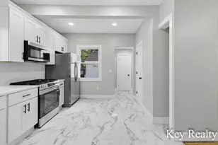 1242 Alexander St SE, Grand Rapids, MI 49506 - Photo 18