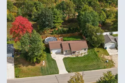 840 Seneca Place, Cadillac, MI 49601 - Photo 2