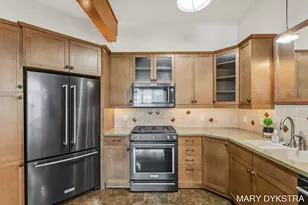 29 E 6th St, Holland, MI 49423 - Photo 2
