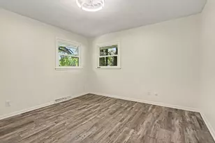864 Ansley Dr, Saint Joseph, MI 49085 - Photo 14